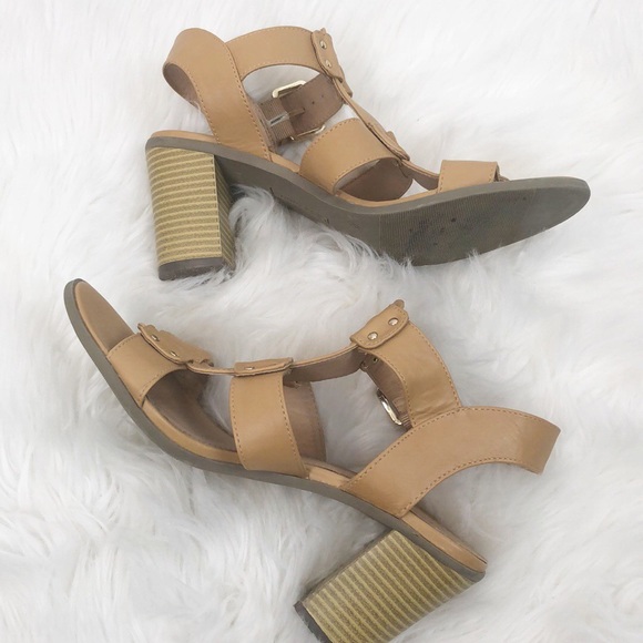 American Eagle Sandals Strap Heels Size 8 Cream - Picture 4 of 8